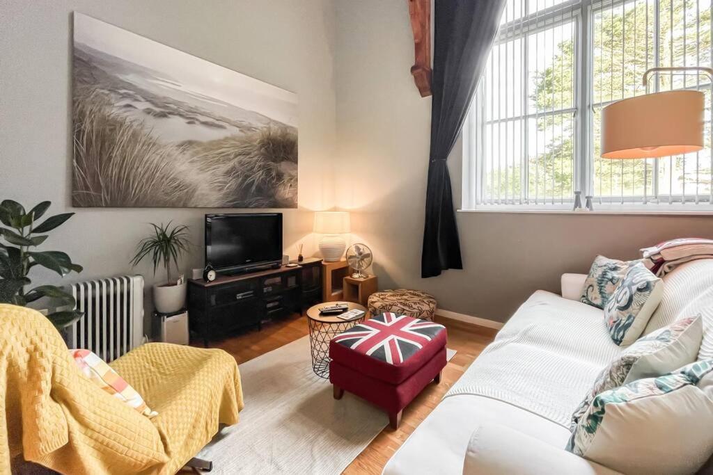 Lofty Apartment In Plymouth Kültér fotó