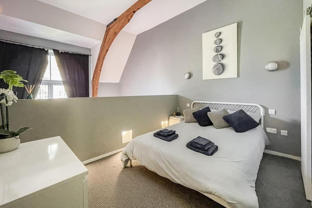 Lofty Apartment In Plymouth Kültér fotó