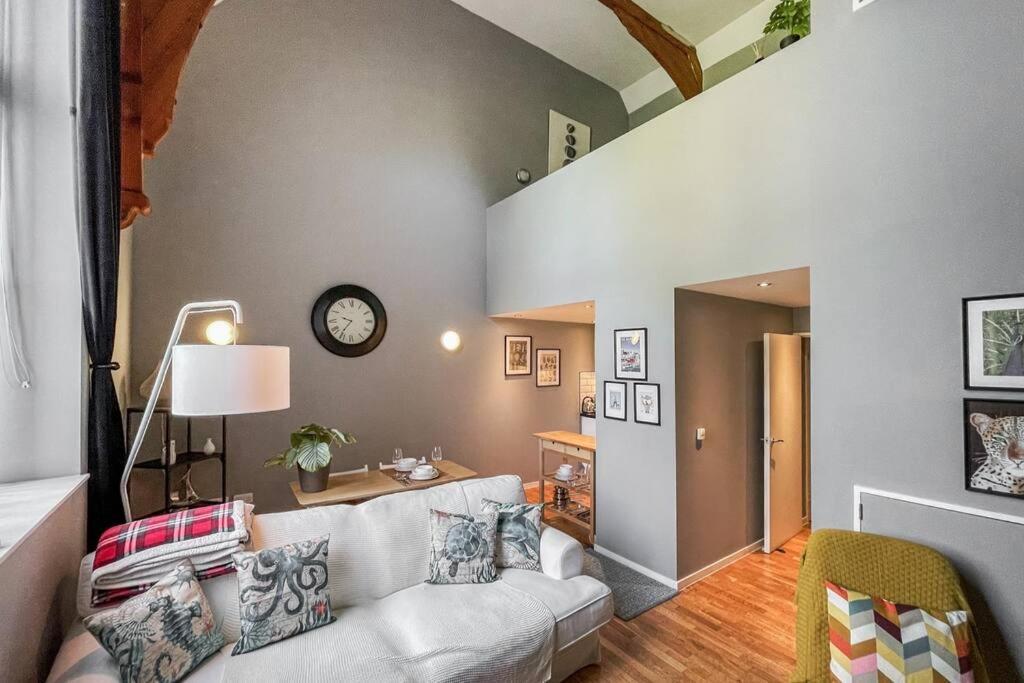 Lofty Apartment In Plymouth Kültér fotó